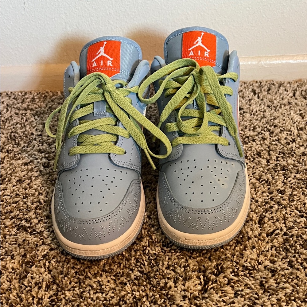 Nike Air Sneakers - Light Blue with Lime Accents